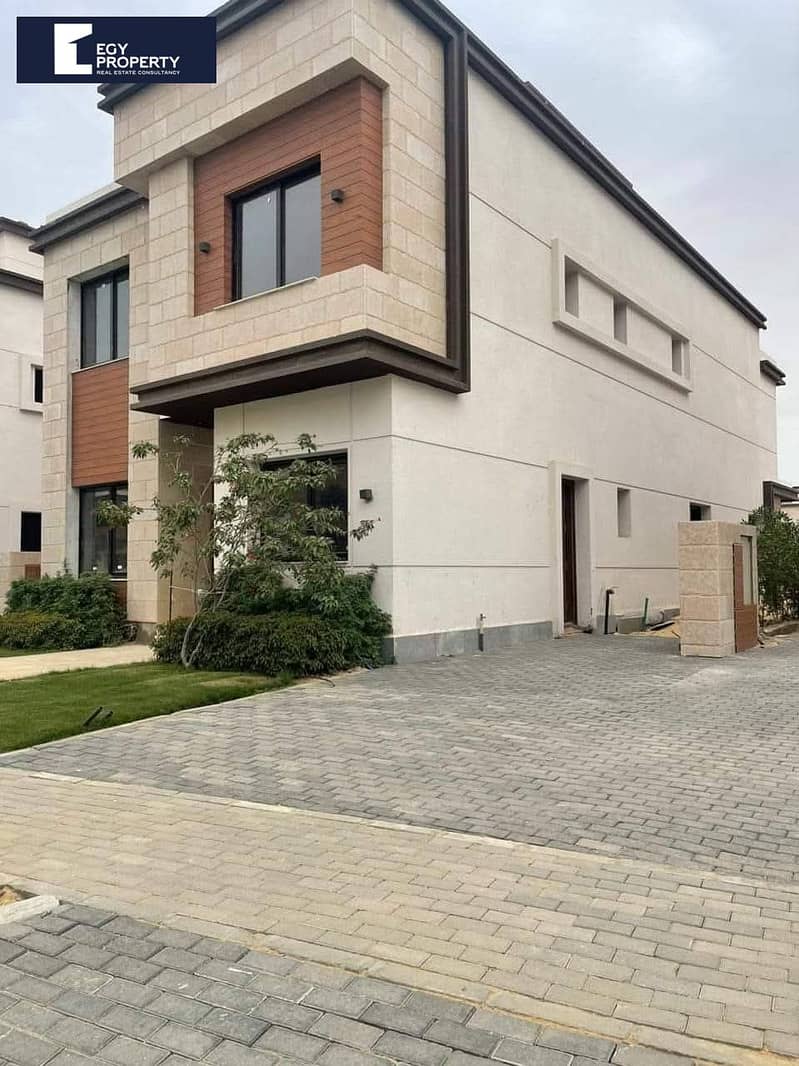 10 WhatsApp Image 2025-01-23 at 4.28. 45 PM. jpeg