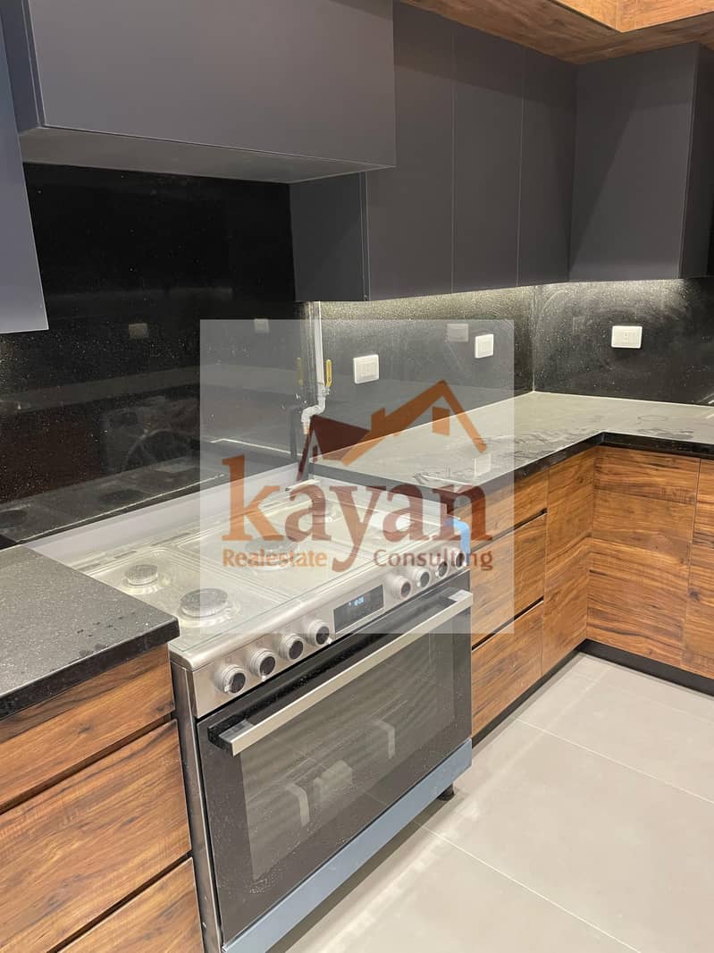 11 b2ebcda1-c50b-4531-adcf-5b5b47b90b82. jpg