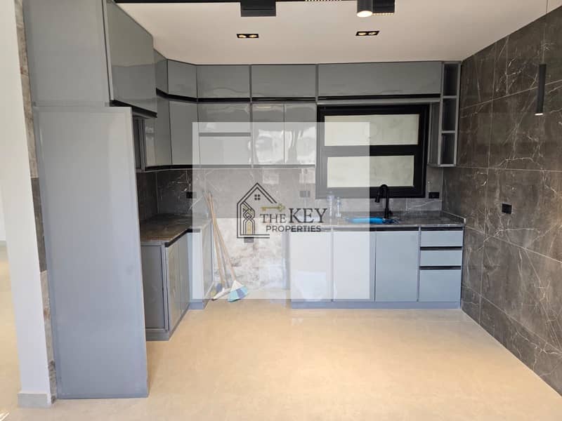 7 WhatsApp Image 2025-11-20 at 2.11. 52 PM (2). jpeg