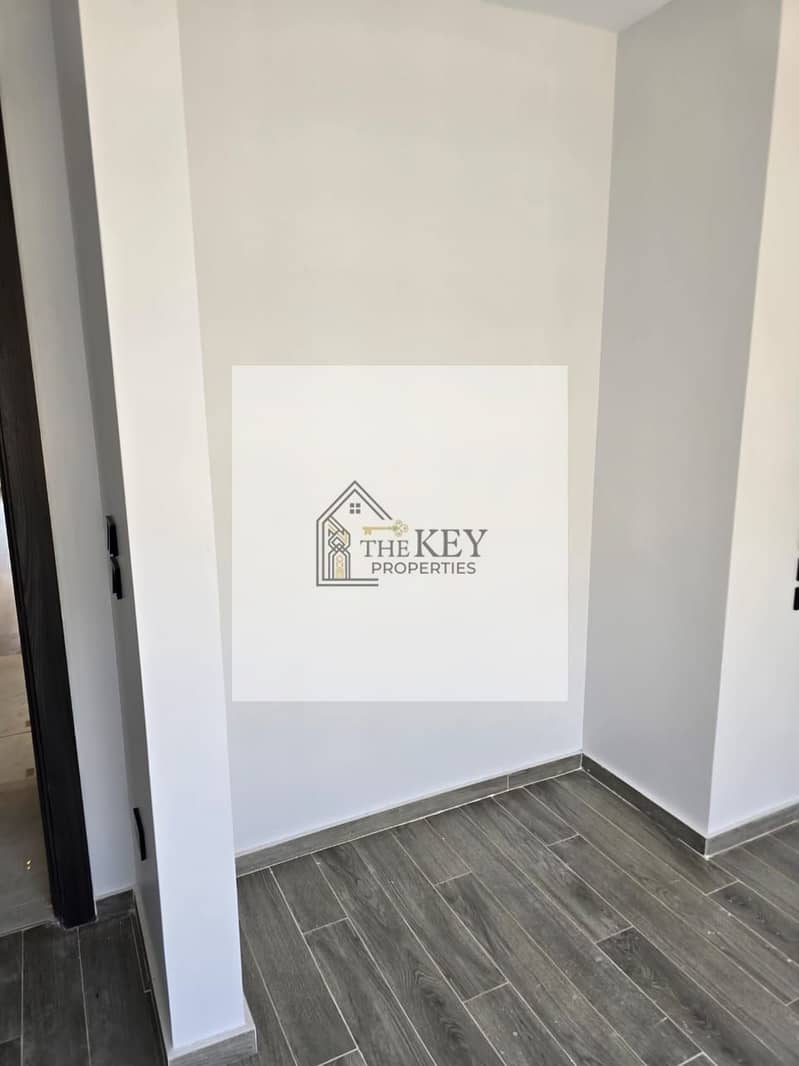 8 WhatsApp Image 2025-11-20 at 2.11. 52 PM (1). jpeg