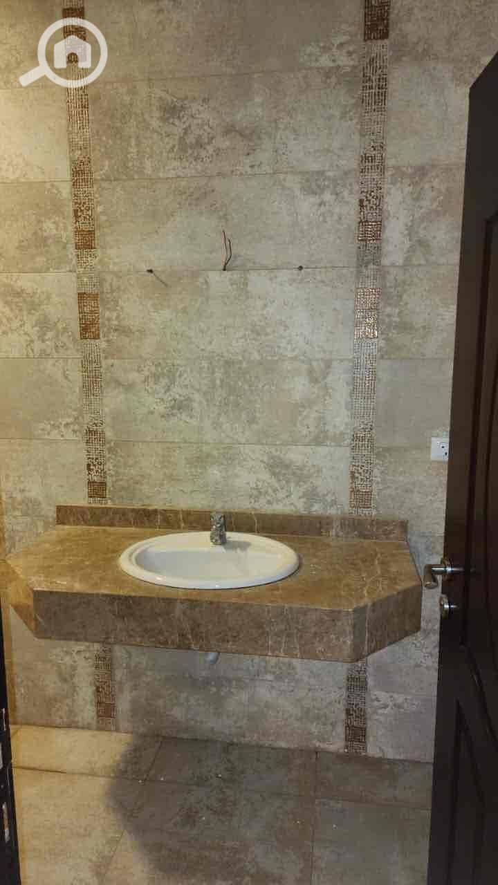 20 410af59c-42db-41ef-8e10-581126e4a0d1. jpg