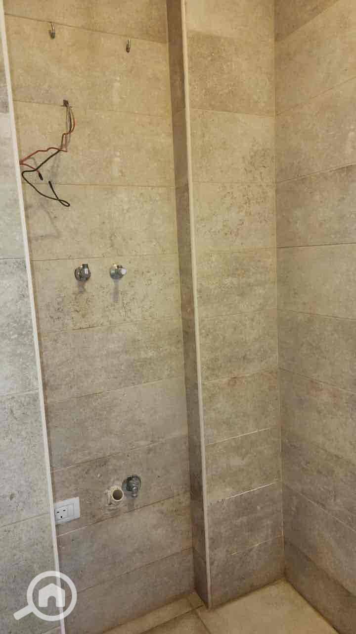 21 addfa4a8-05f8-4464-a5cf-923f7ce8fa34. jpg