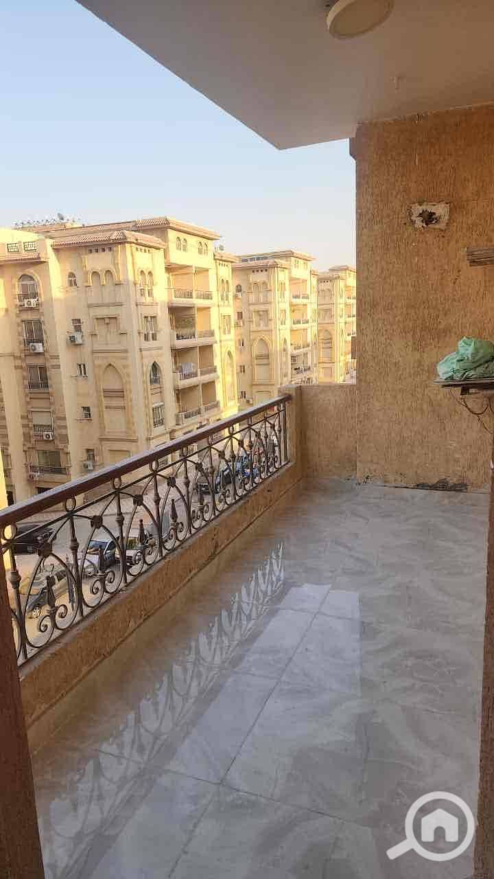 24 f9f79165-1ade-438b-bd2e-faed1fb1f59b. jpg