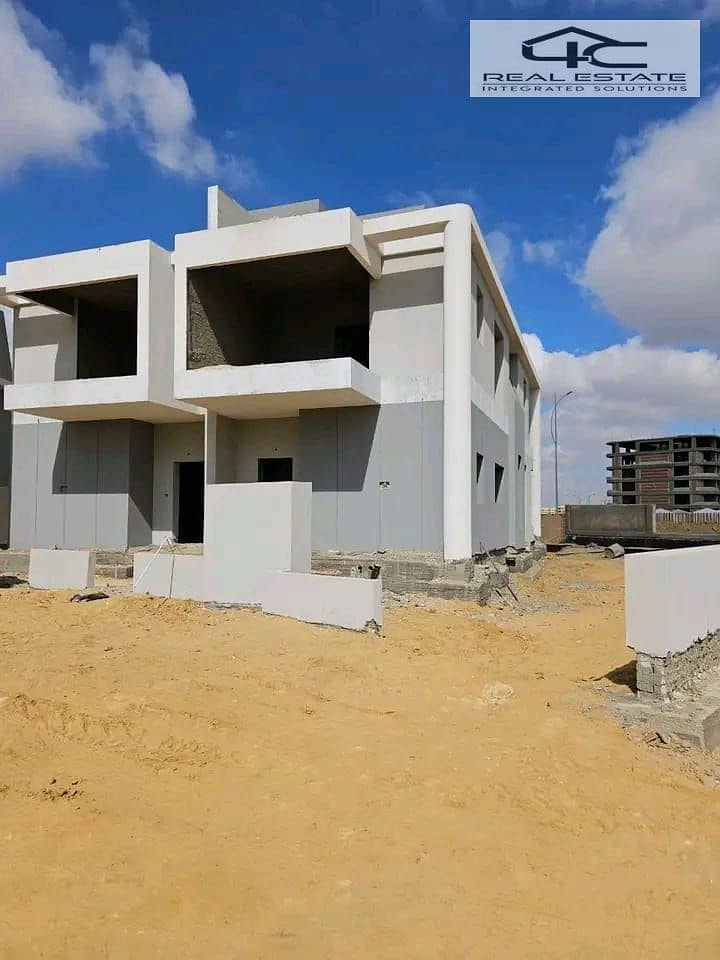 10 WhatsApp Image 2025-08-28 at 04.06. 42_803e5588. jpg