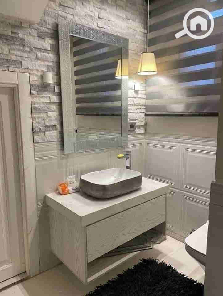 2 FB_IMG_1738870592898. jpg