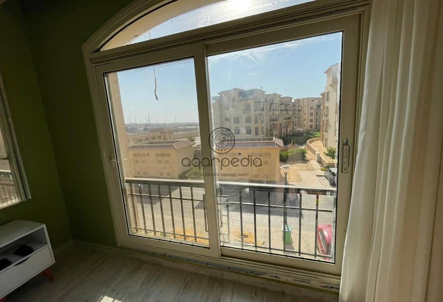 8 dcbeedd4-ec4a-46e7-abf4-0fd925251d8f. jpg