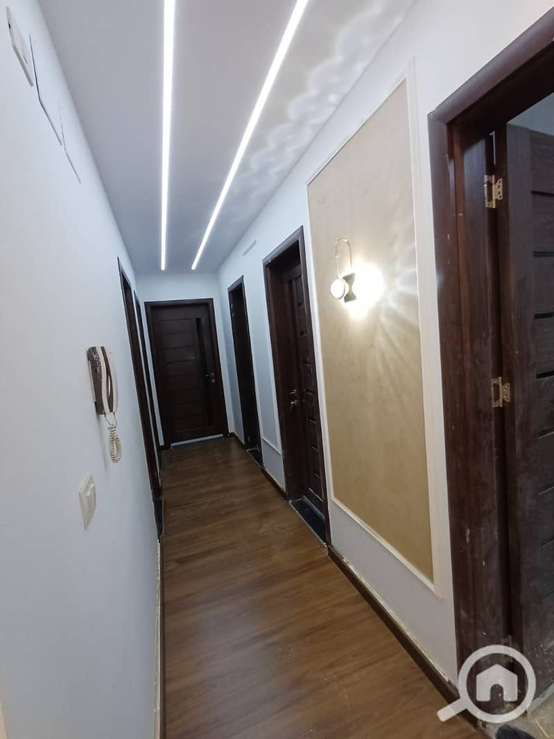 18 575f700e-8341-41a5-a141-f6496c941bd8. jpg