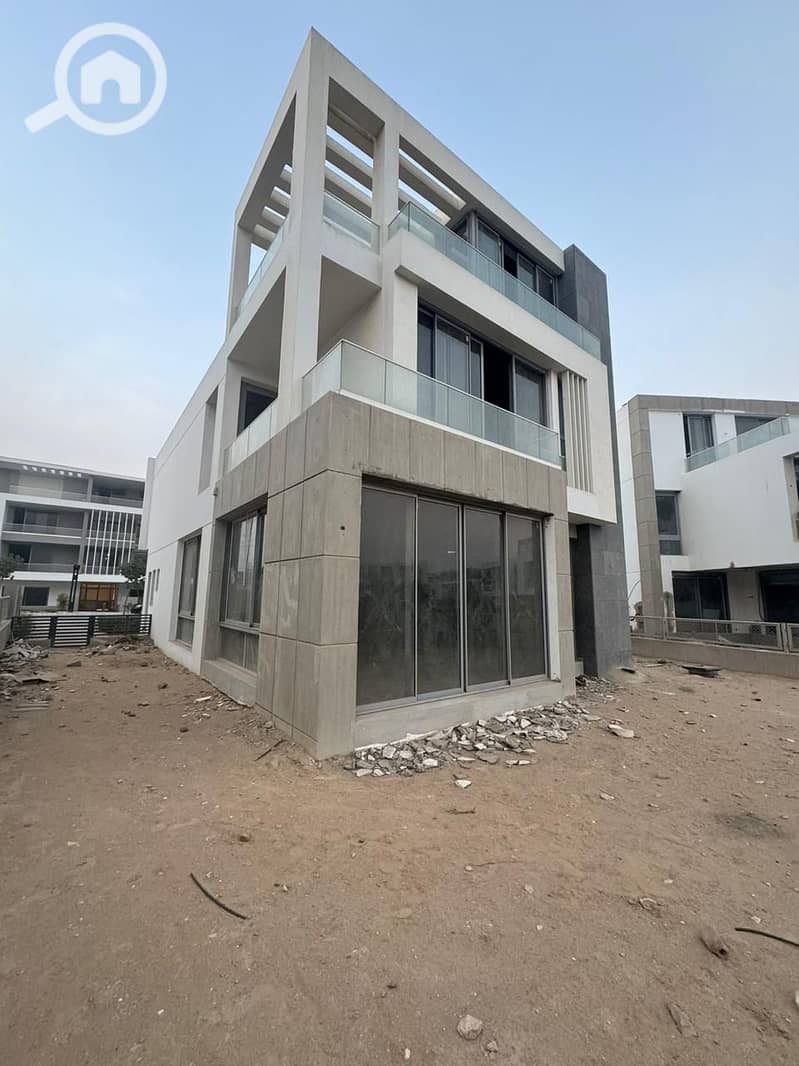 5 WhatsApp Image 2025-11-20 at 14.01. 45 (1). jpeg