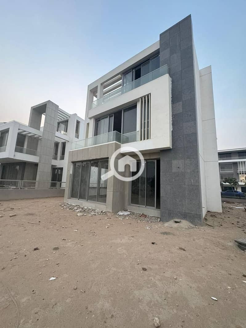 8 WhatsApp Image 2025-11-20 at 14.01. 46 (1). jpeg