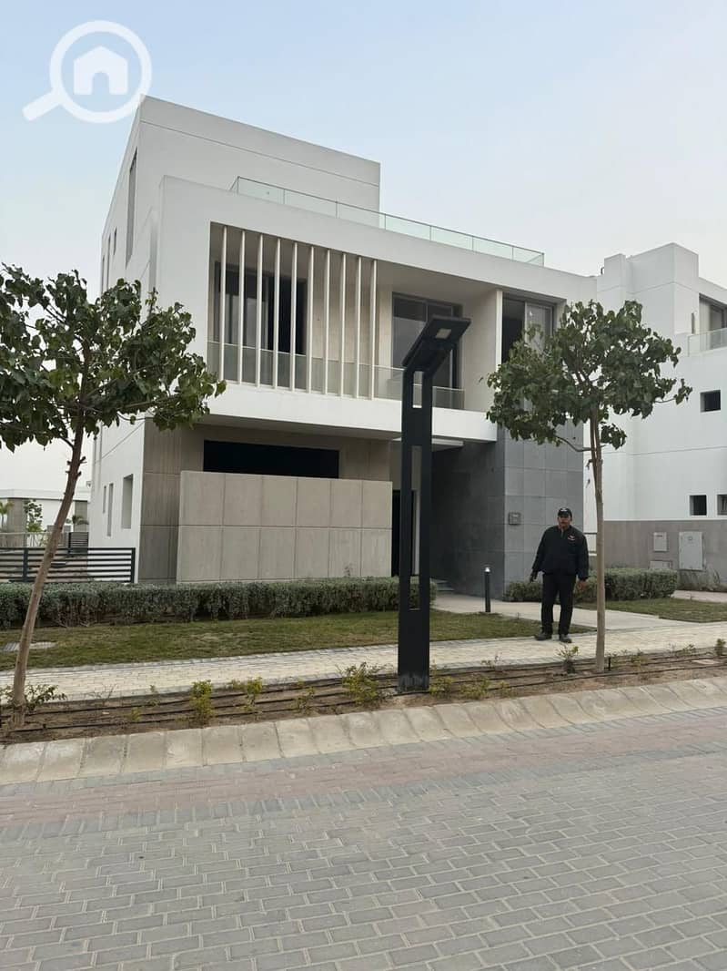 10 WhatsApp Image 2025-11-20 at 14.01. 46. jpeg