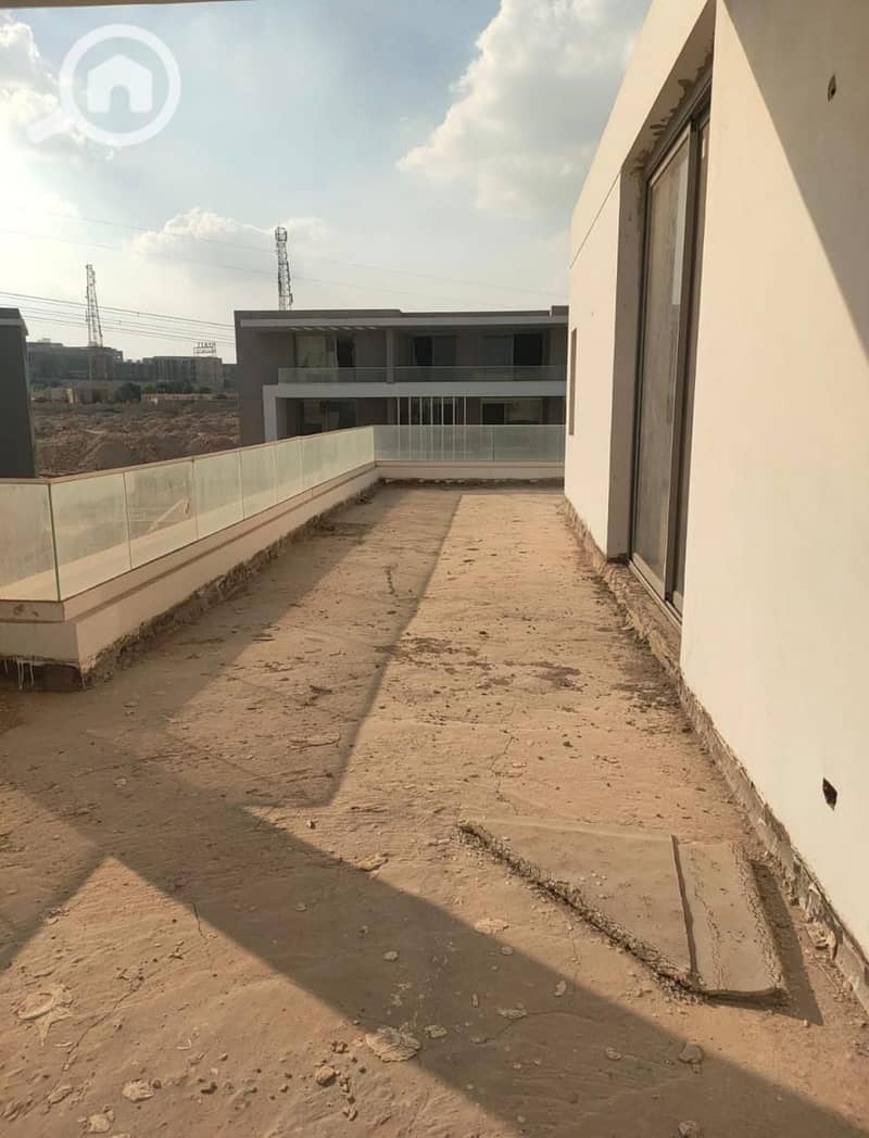 14 WhatsApp Image 2025-11-20 at 14.01. 48. jpeg