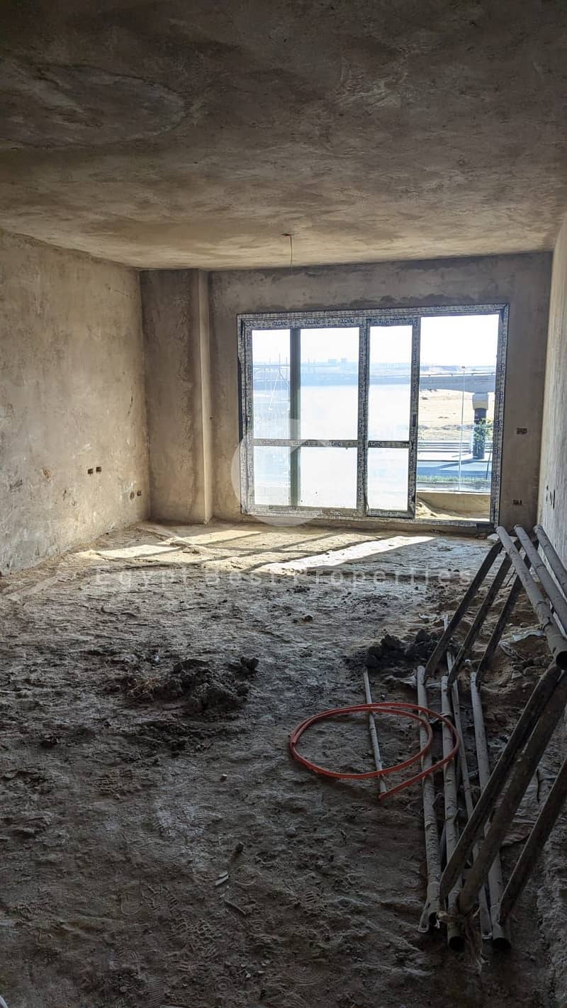 6 9e214bb7-20f5-4bfc-8750-097573743d33. jpeg