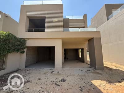 4 Bedroom Villa for Sale in 6th of October, Giza - WhatsApp Image 2025-11-20 at 13.55. 15 (2). jpeg