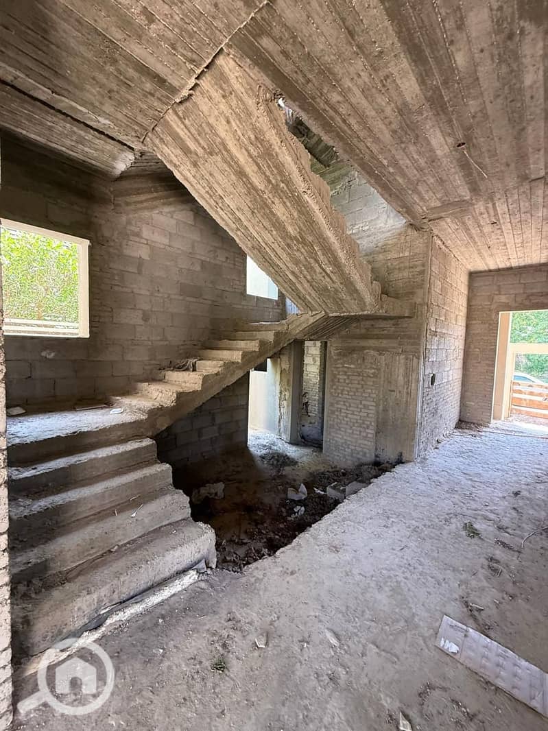 11 WhatsApp Image 2025-11-20 at 13.55. 14 (2). jpeg