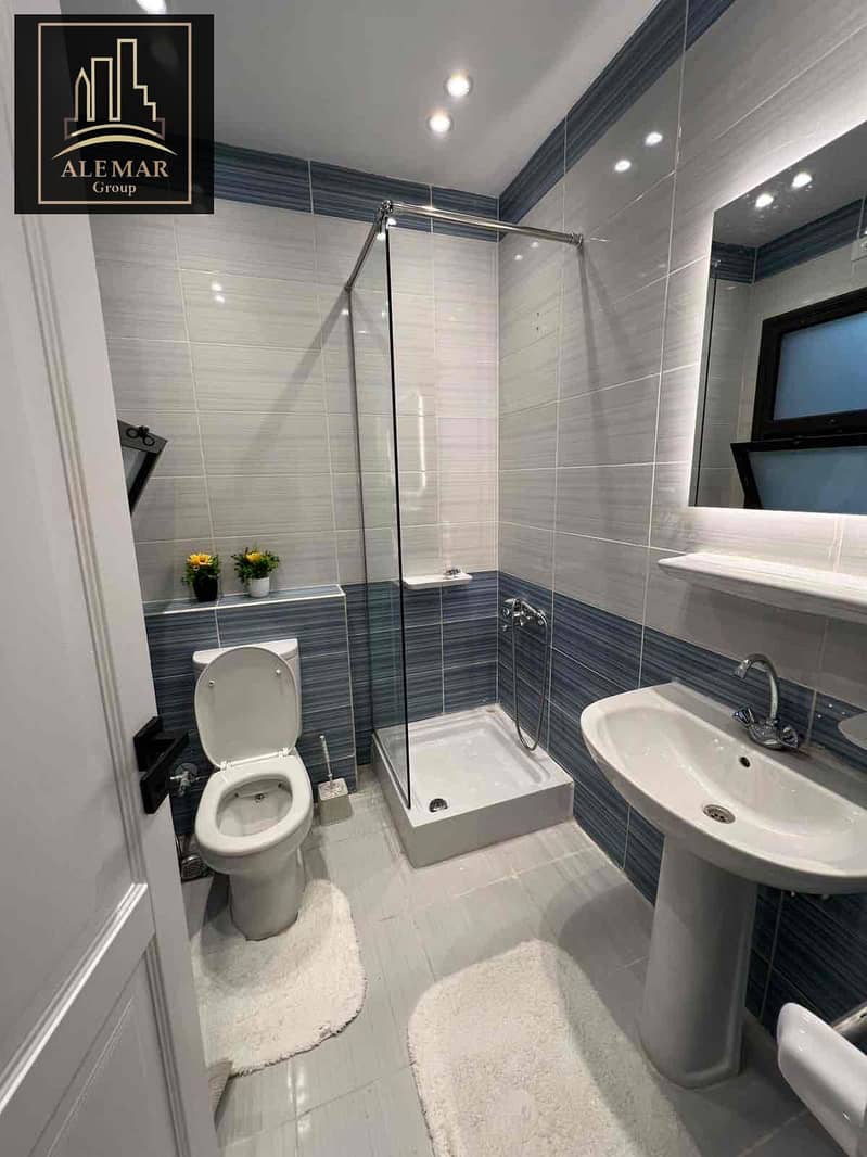 10 6516d825-07ab-4f9c-b66b-dbe5a9147c9e. jpg