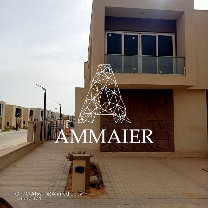 2 858d673b-4dd8-4169-901c-95189762a2a2. jpg