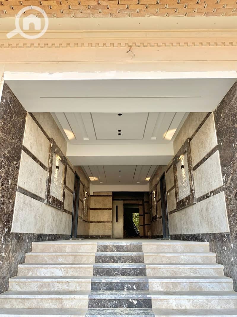 5 c56c9058-11a7-4d9d-bb04-cea7fb8f8d96. jpg