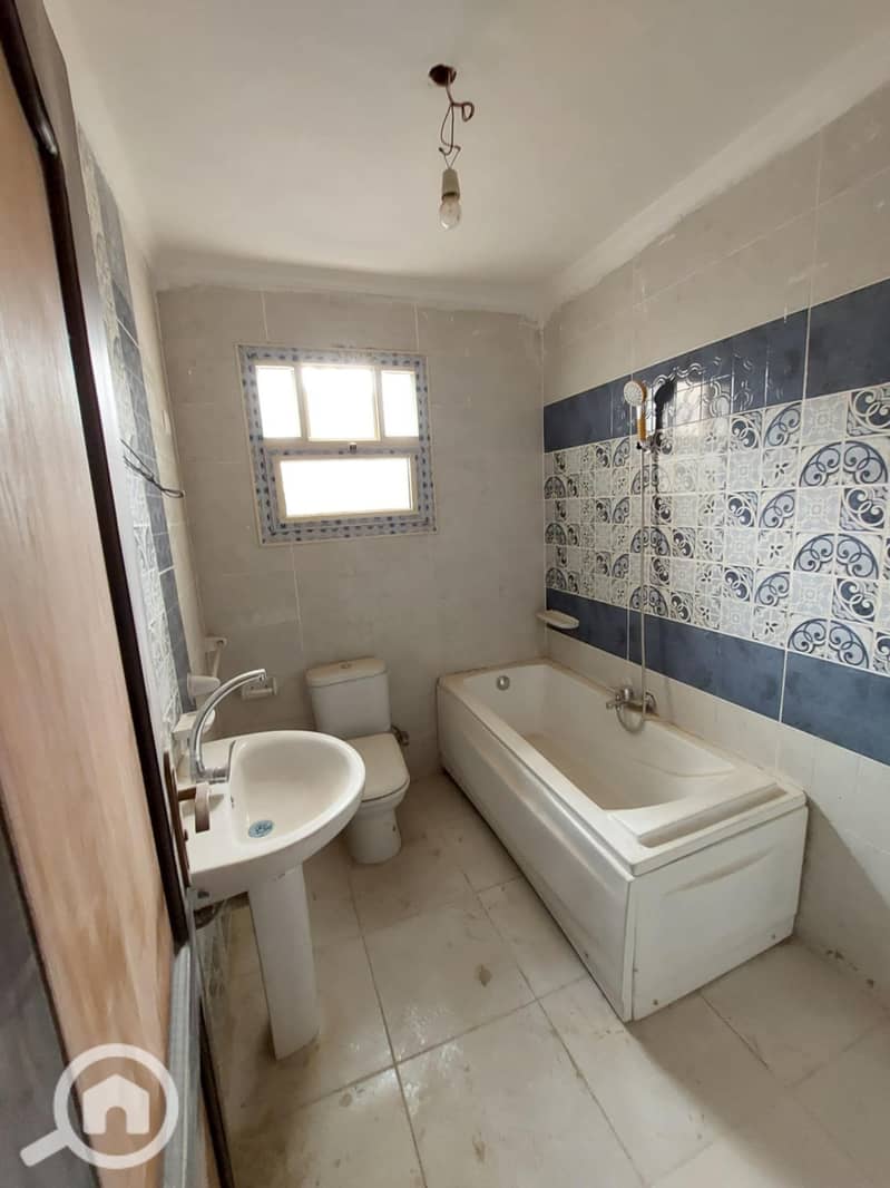 2 WhatsApp Image 2025-10-27 at 11.59. 36_39575cdf. jpg