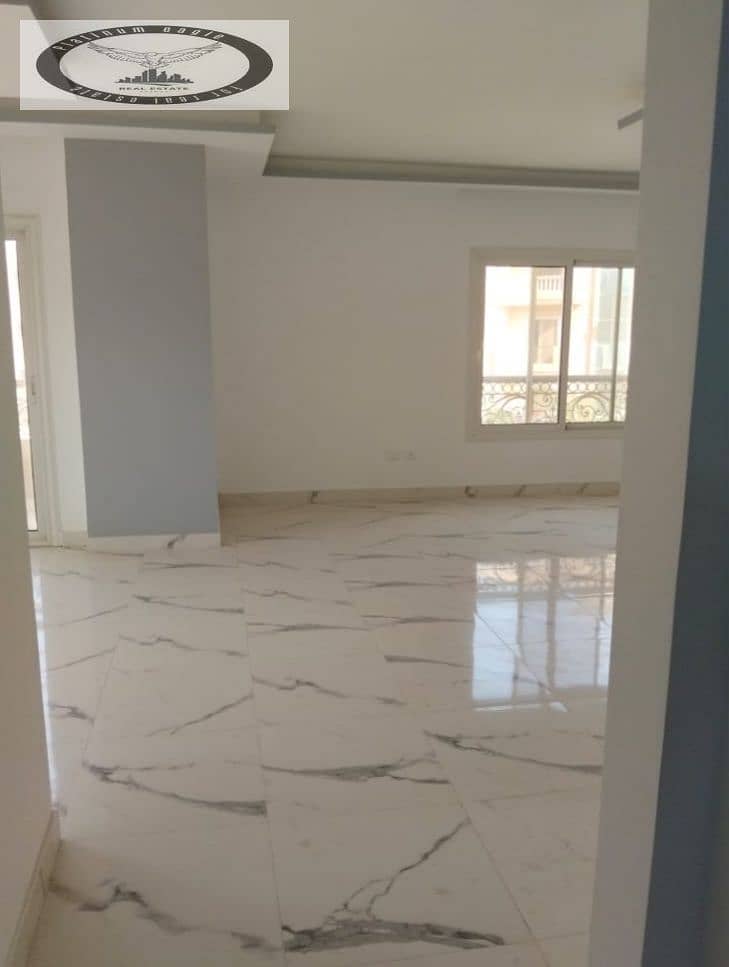 2 8c7f2af2-0711-4969-a9d4-a5e0b8f47f0b. jpg