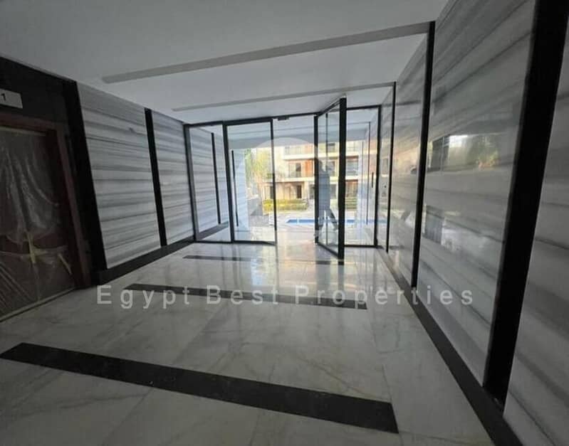 5 18163f20-f4ed-4c3d-acfa-9b64210eb608. jpg