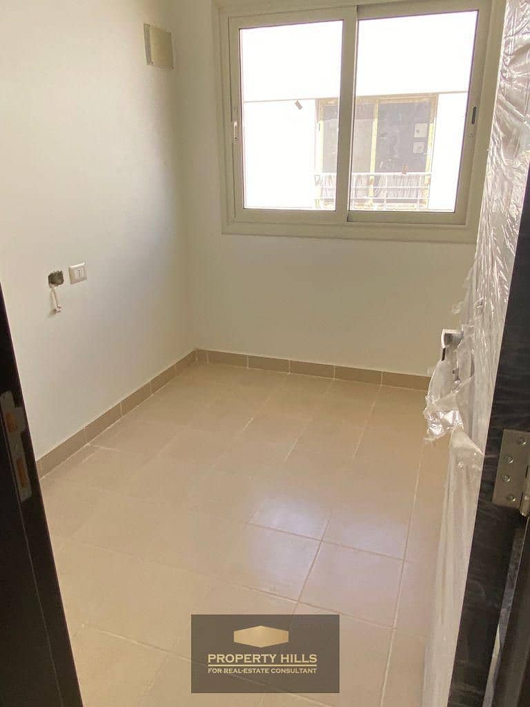 3 1f202825-8244-48c8-b1d9-a9932a057134. jpg