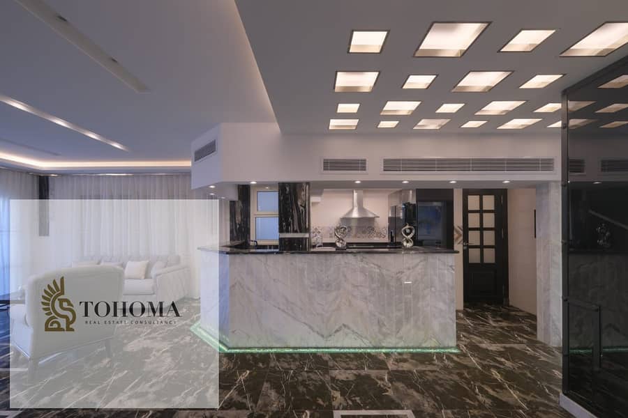 7 d8208bc7-479c-42df-b4e0-8f7cbd6cb2da. jpg