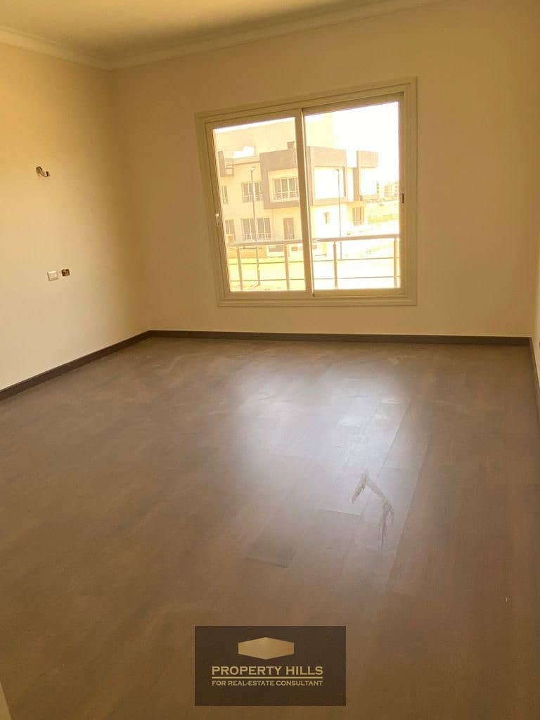 6 e6fad2c7-8f13-4b7a-ba83-81a9ad79698d. jpg