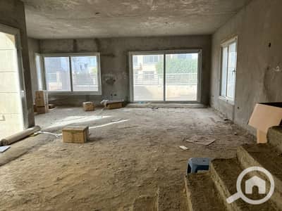 5 Bedroom Villa for Sale in 6th of October, Giza - IMG-20251120-WA0136. jpg