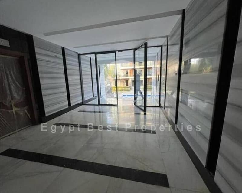 3 18163f20-f4ed-4c3d-acfa-9b64210eb608. jpg