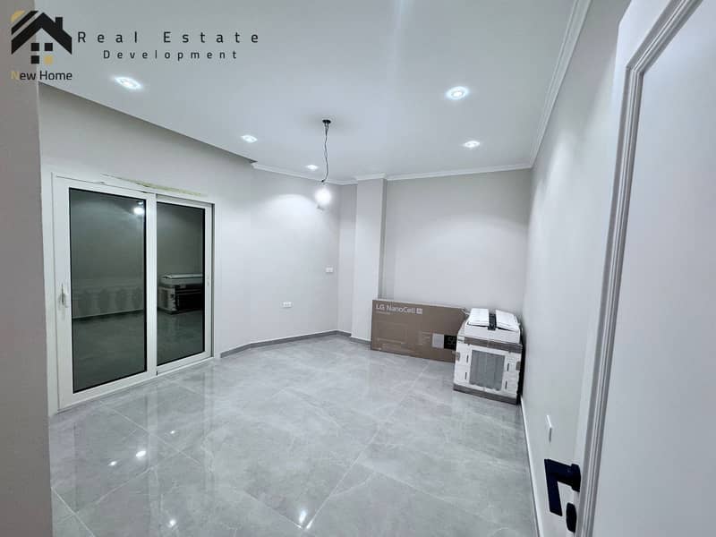 12 WhatsApp Image 2025-10-21 at 13.28. 24_9a2b45d1. jpg