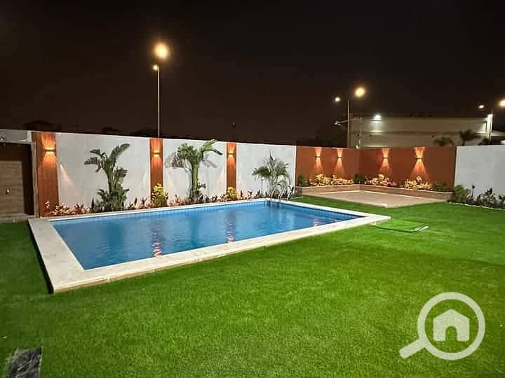 7 515505861_1742978266608720_4762730581086229074_n. jpg