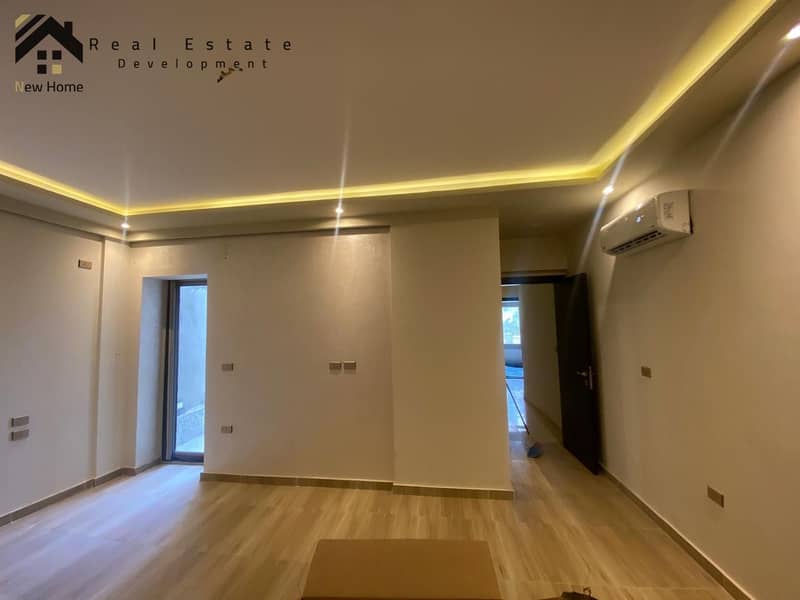 8 WhatsApp Image 2025-10-19 at 13.38. 28_d408d0e3. jpg