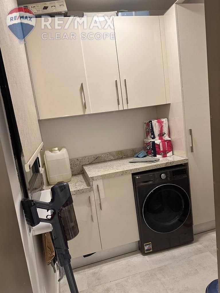 12 a113bb60-313b-4715-b4d1-6253c190d102. jpg