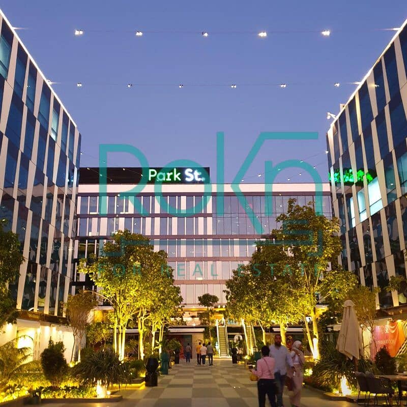 9 237903026_365453835219489_8489698326735070961_n-e1676405318631-800x800. jpg