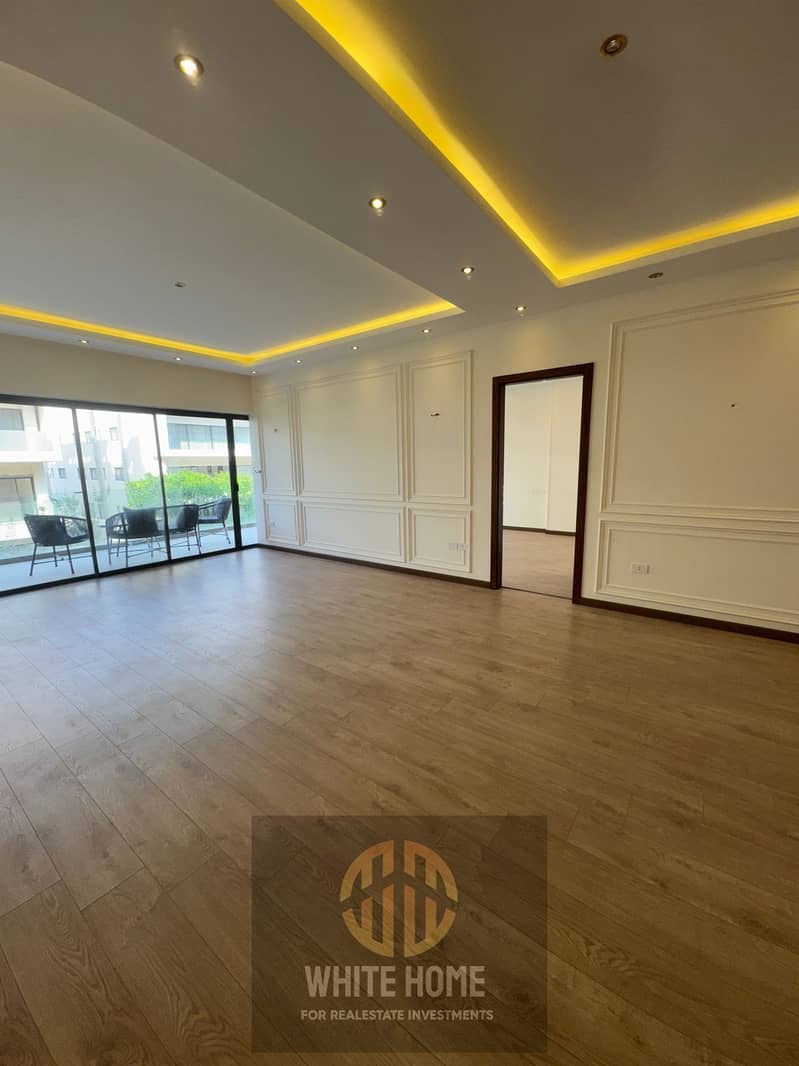 5 92b7a916-1da2-4938-b3c1-fdd181d1dfb1. jpeg