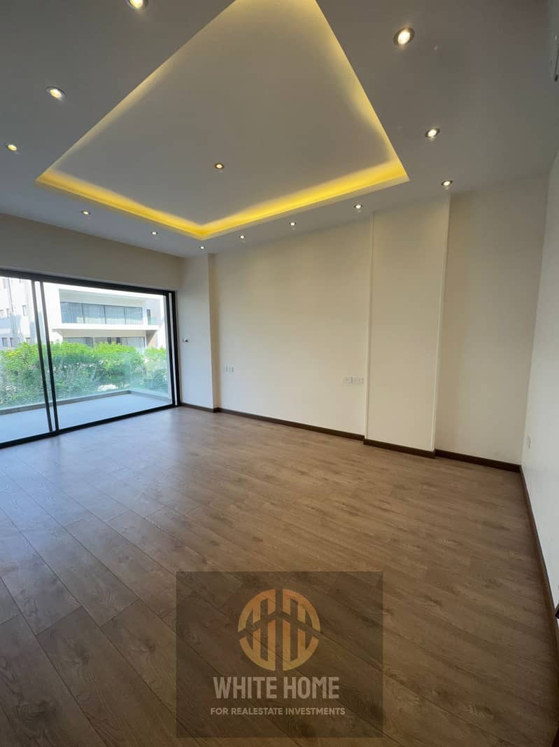 6 69db2961-85a3-4abd-bd2b-bb7c4e0c89d5. jpeg