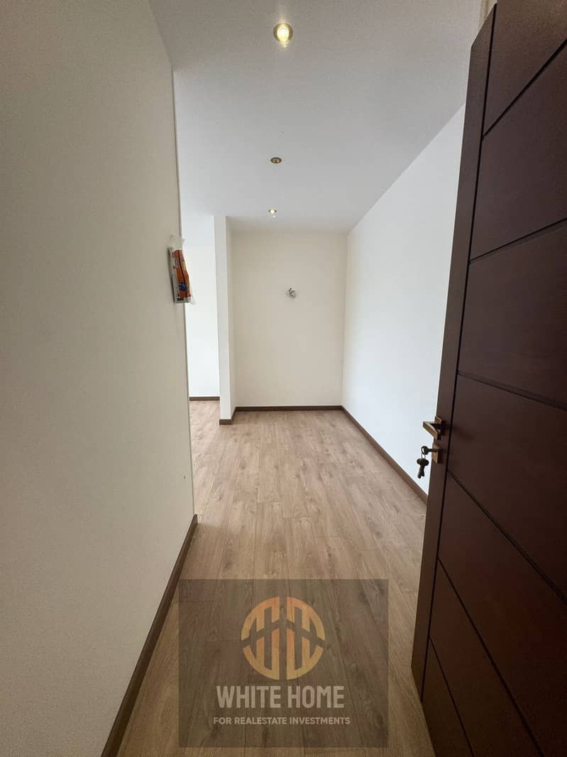 11 a5f80db0-3645-4d96-8dcb-2fa5cc2ffe0a. jpeg