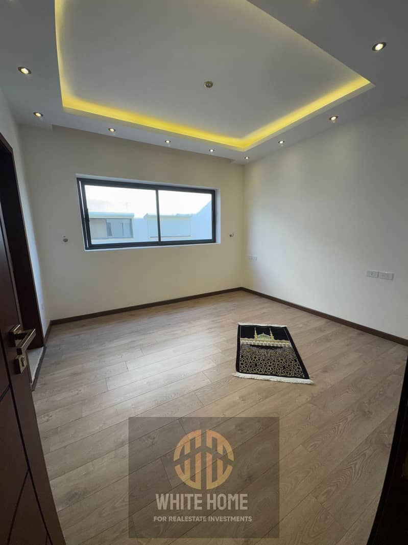 12 29cb184d-38e8-4710-b1ce-47eb96e8d570. jpeg