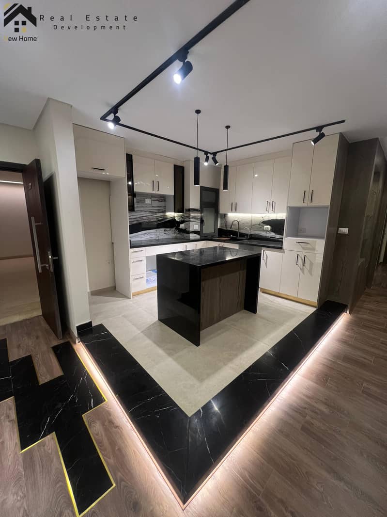 3 WhatsApp Image 2025-10-19 at 14.44. 42_00795048. jpg