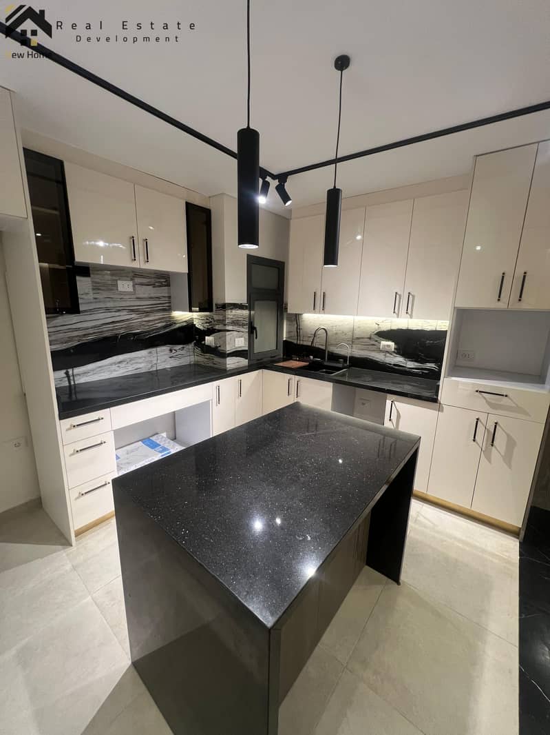 12 WhatsApp Image 2025-10-19 at 14.44. 42_a308ca2f. jpg