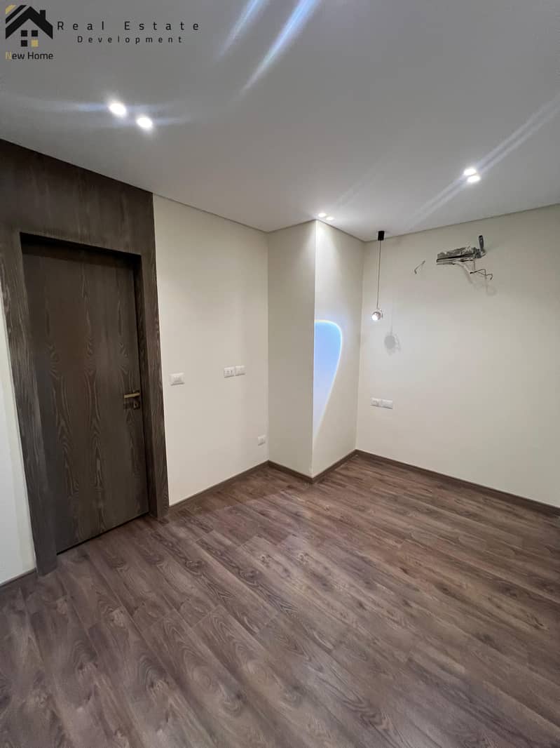 16 WhatsApp Image 2025-10-19 at 14.44. 43_f5339eef. jpg