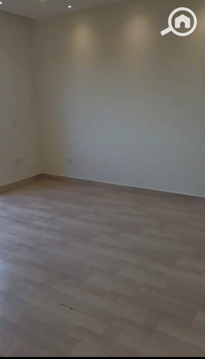 5 cf435276-899e-4286-bba7-a7735d7a7b33. jpeg