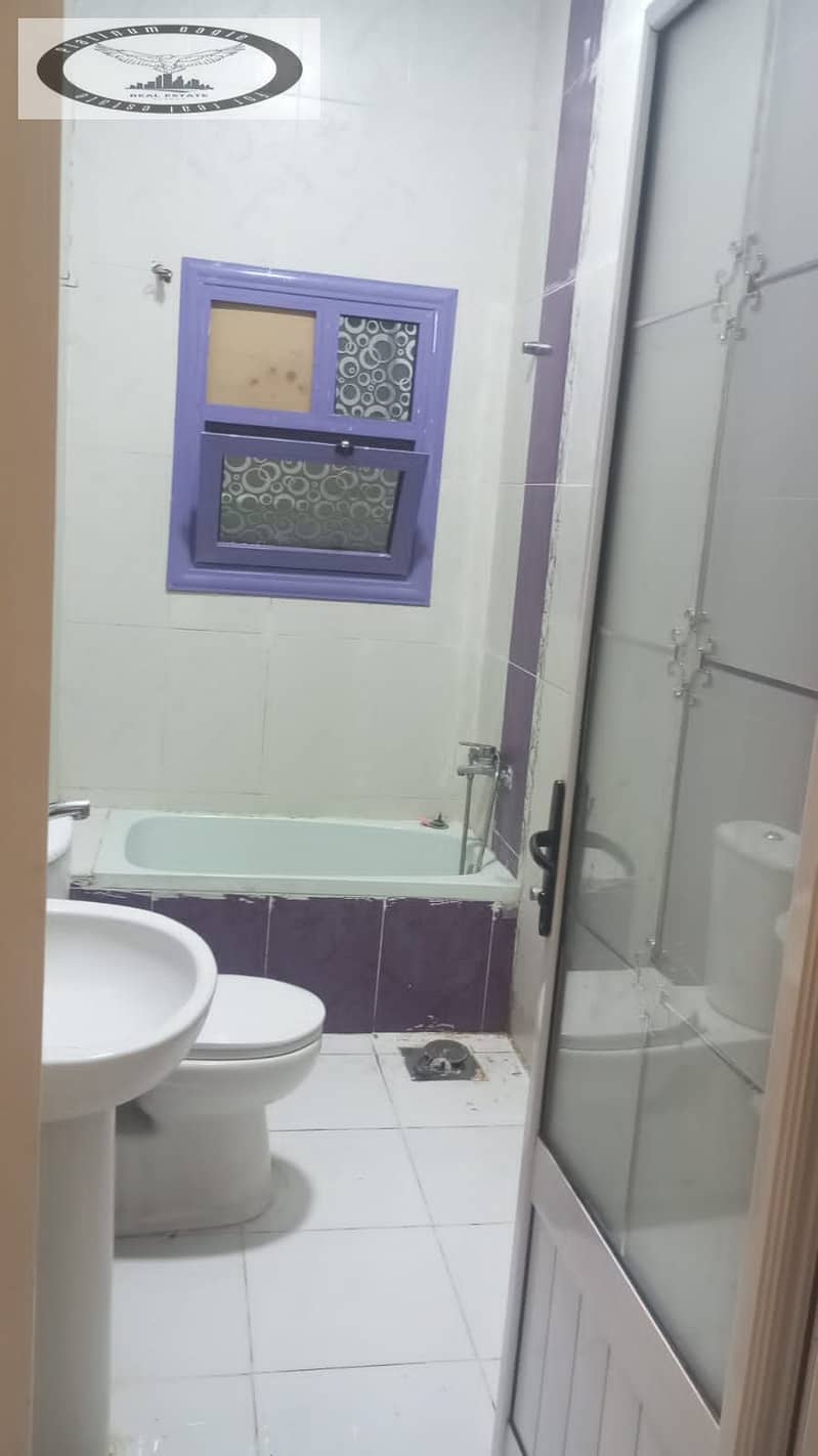 13 e270feea-0c59-47cd-ac01-60bc95759055. jpg