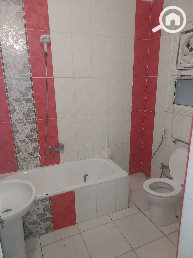 2 2bc52cc6-acea-40b2-b980-d788992ecd88. jpeg