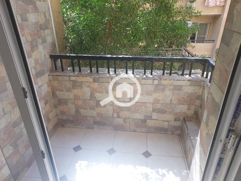 6 49bb8945-5d26-4b9d-9b0d-d3daf95d3995. jpeg