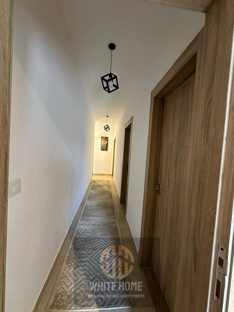 6 76936e6a-6d74-462b-a453-f070d6ebc6cc. jpeg