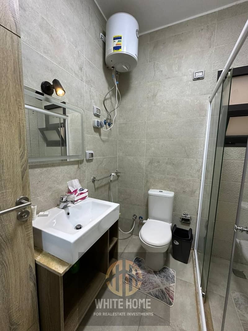 16 6592f634-3ae6-40e8-9589-f74b7afdcf60. jpeg