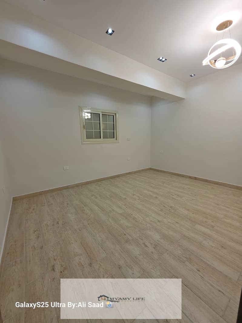 15 WhatsApp Image 2025-11-19 at 6.18. 25 PM. jpeg