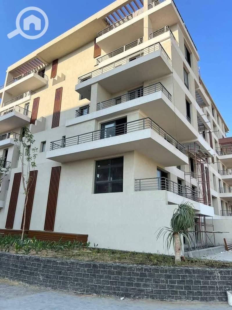 10 547884332_122142357098858302_2577253010089414178_n. jpg