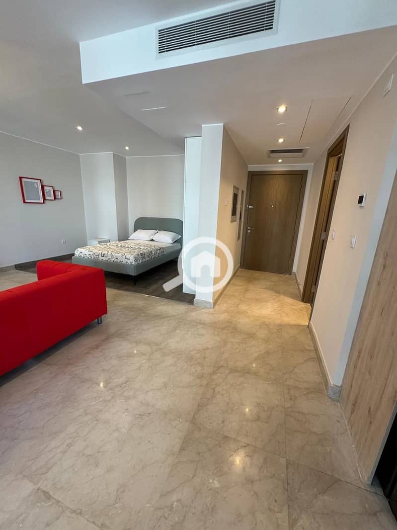 2 WhatsApp Image 2025-11-17 at 18.56. 35_f3070d76. jpg